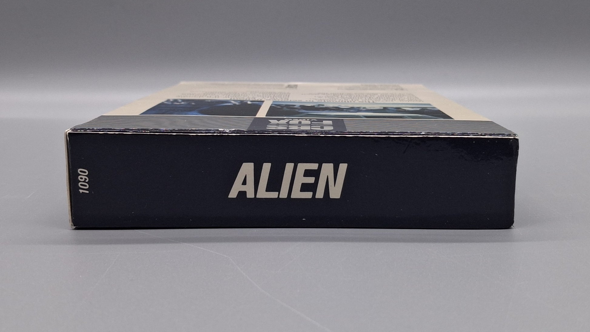 1983 Alien draw box VHS